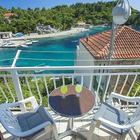 By The Sea Grscica, Korcula - 132 プリズバ
